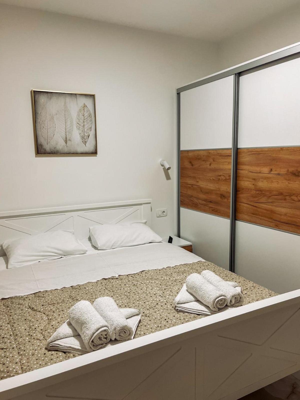 M&N Residence تيفات الغرفة الصورة
